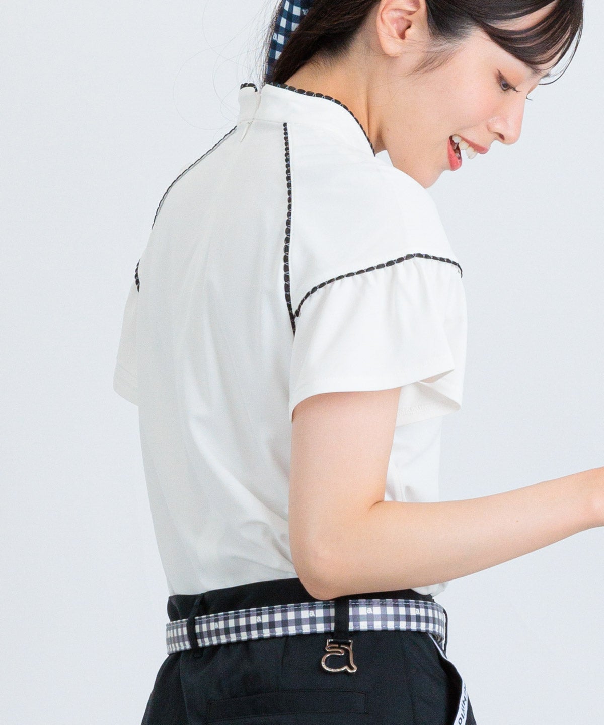 モデル着用画像（ホワイト）