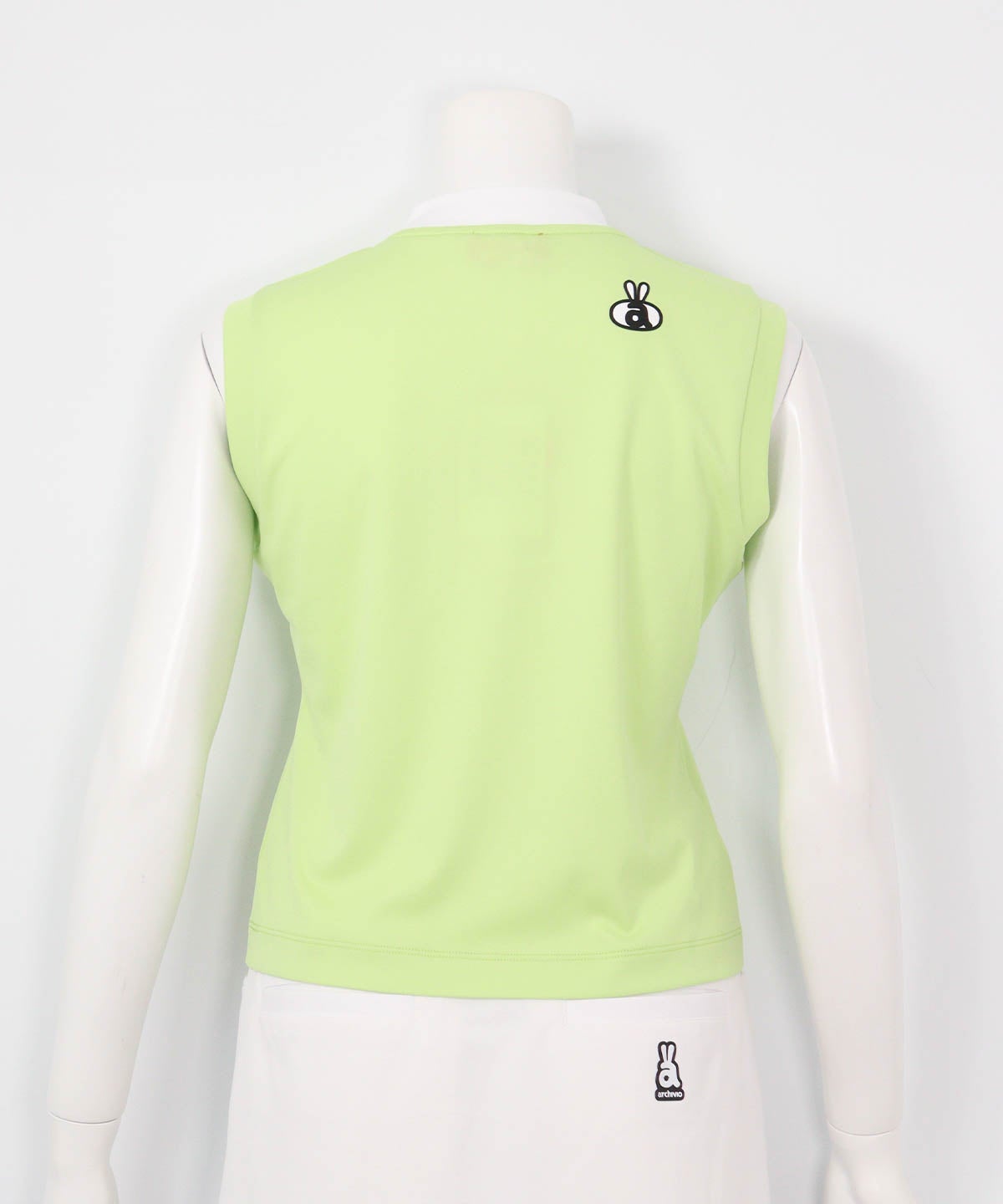 ダブルロゴUVノースリプルオーバー（ライトグリーン）後ろ