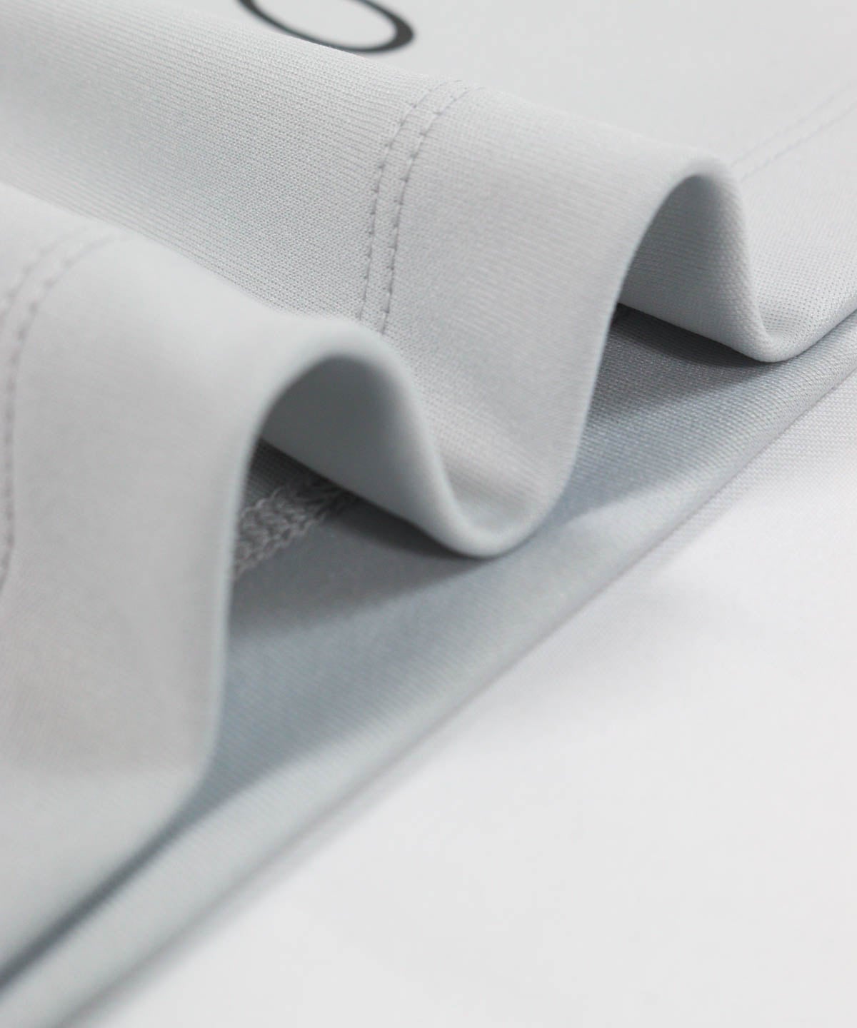 裾・生地感（ライトグレー）