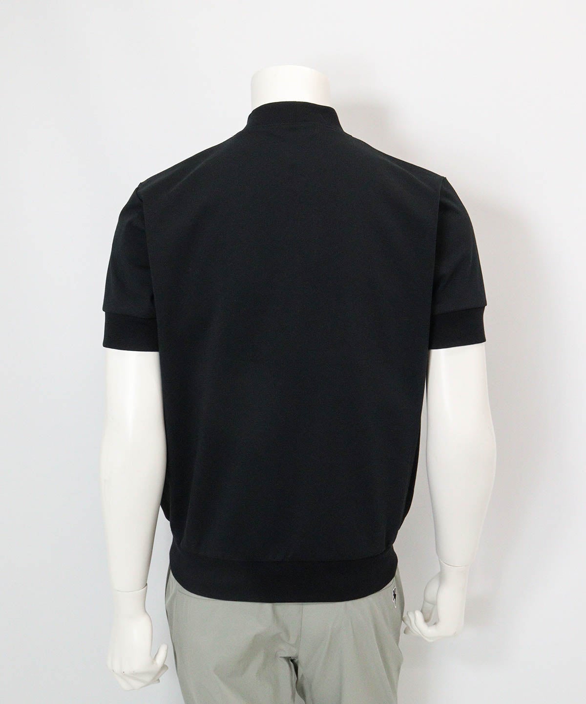 【メンズ】Aロゴ速乾プルオーバー(ブラック)後ろ