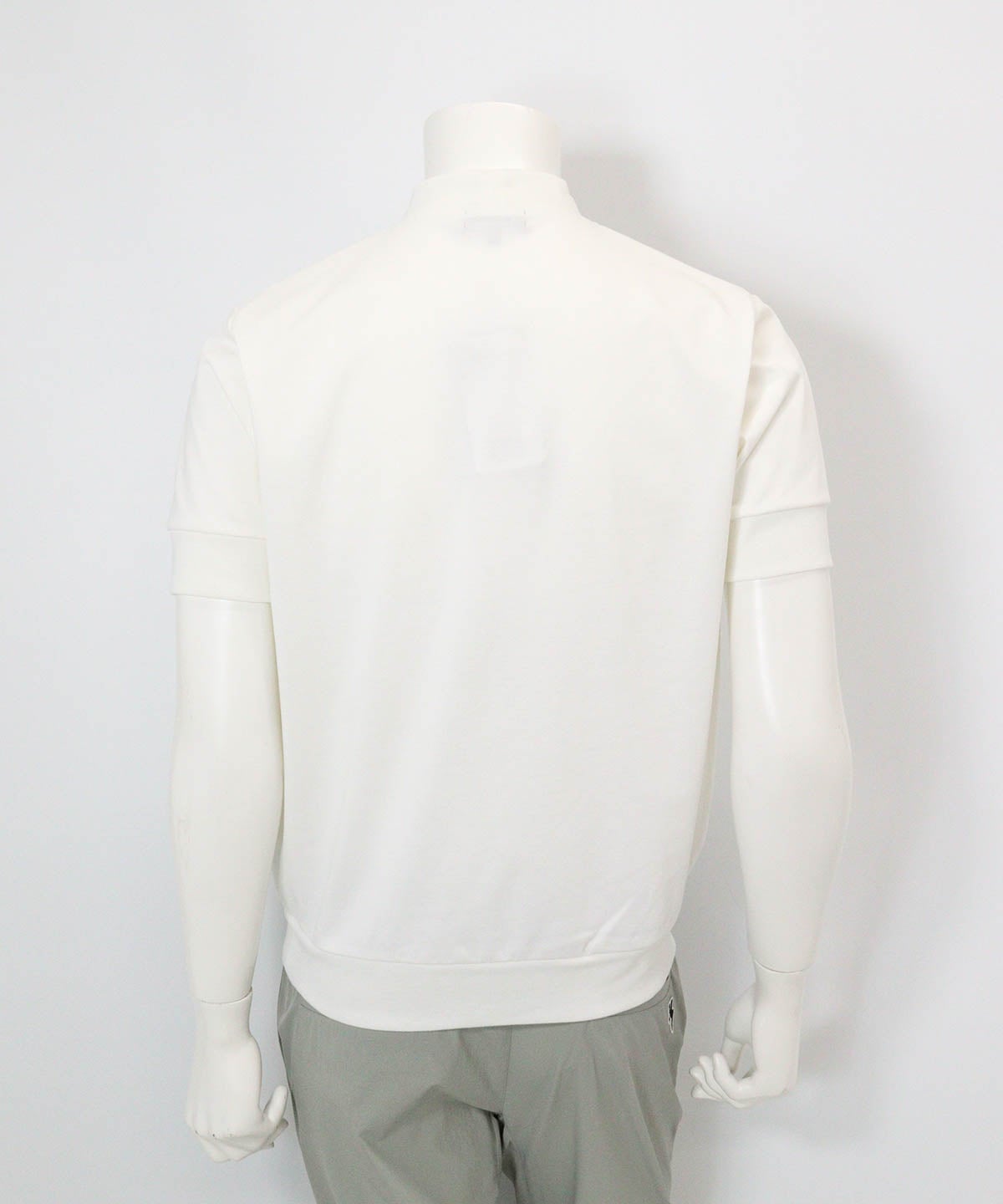 【メンズ】Aロゴ速乾プルオーバー(ホワイト)後ろ