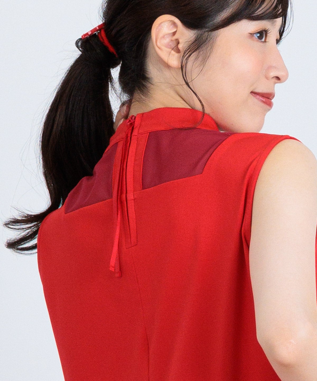 モデル着用画像(レッド)