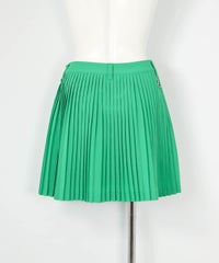 パックプリーツ通気速乾スカート(グリーン)後ろ