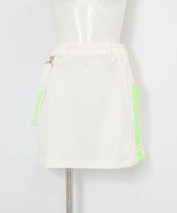 マーカー付き撥水フレアスカート(ホワイト)前