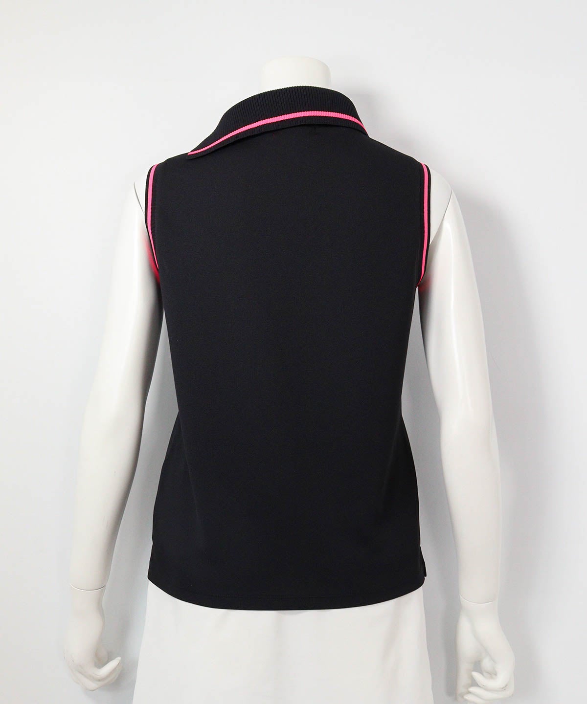 アシメ襟UV速乾ノースリプルオーバー(ブラック)後ろ