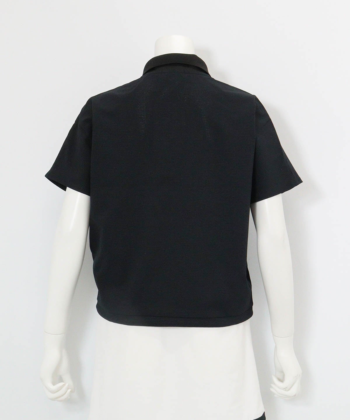 ドルマン通気速乾プルオーバー(ブラック)後ろ