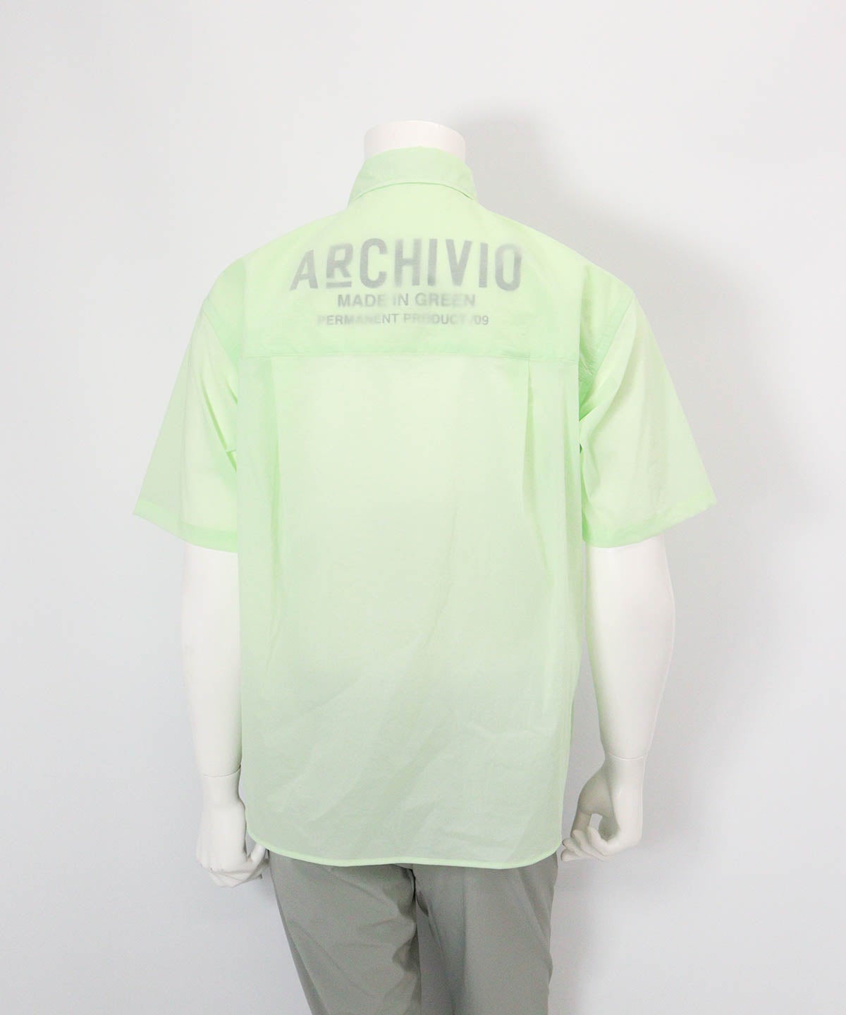【メンズ】撥水冷感シアーシャツ(ライトグリーン)後ろ