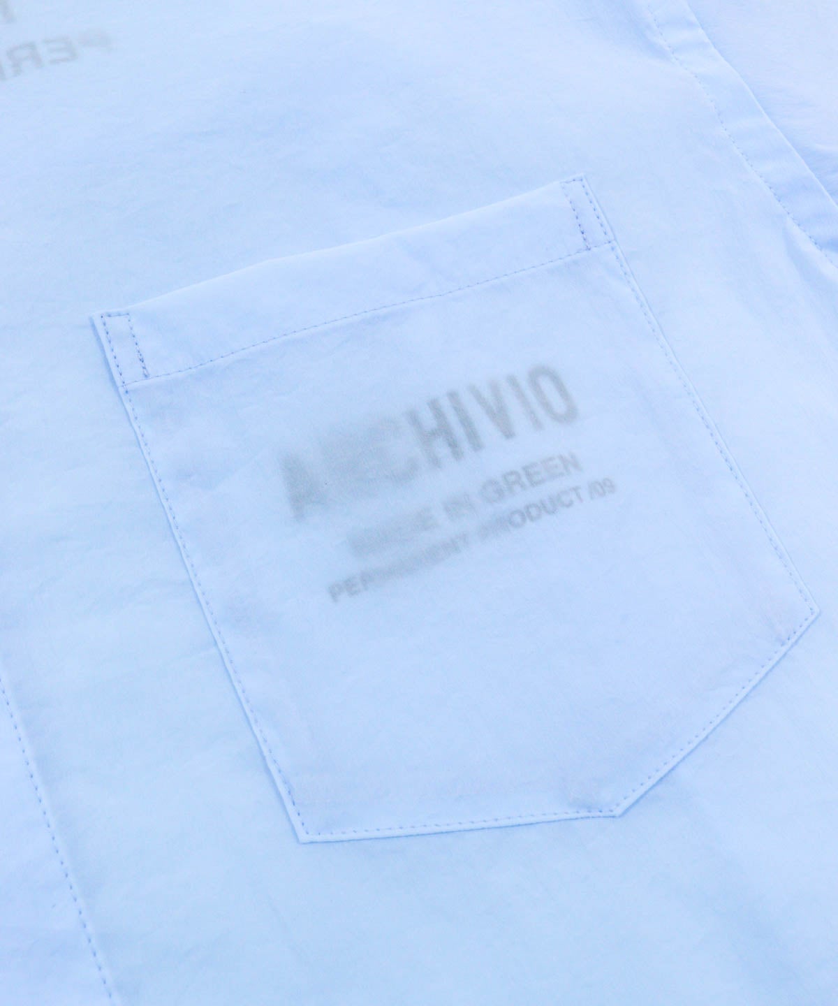 胸元ポケット(ライトブルー)