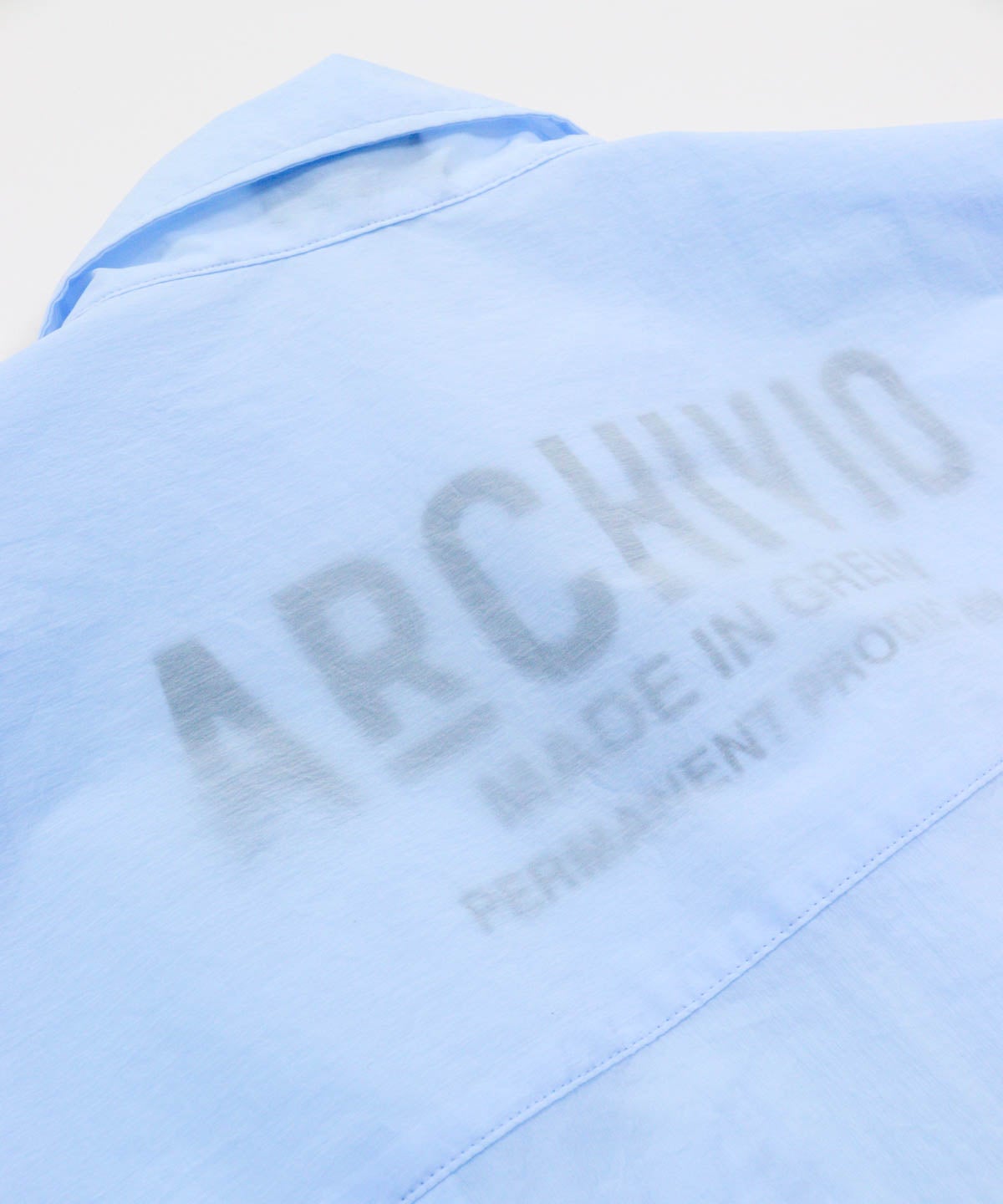 背中側ロゴ(ライトブルー)