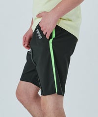 モデル着用画像(カーキ)