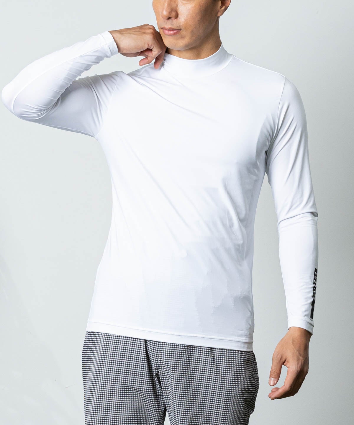 モデル着用画像(ホワイト)