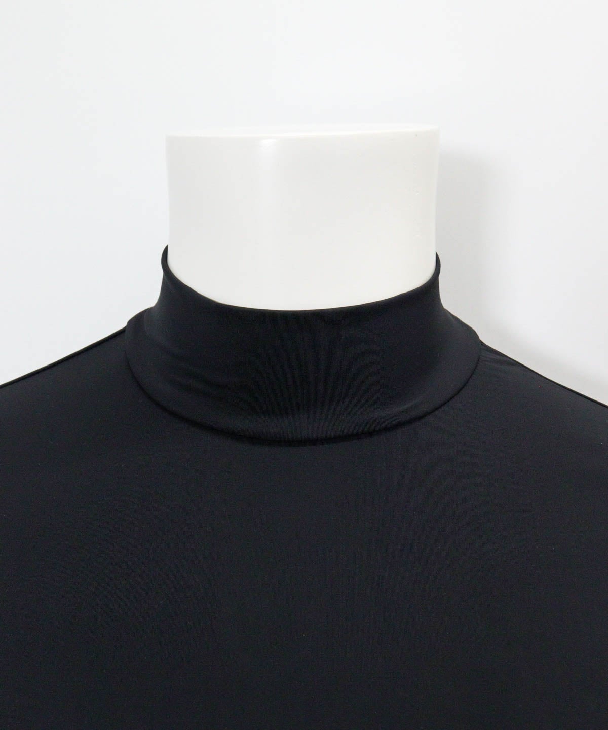 首元(ブラック)