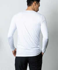 モデル着用画像(ホワイト)