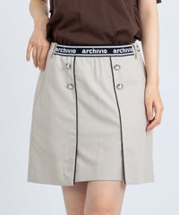 モデル着用画像(ベージュ)