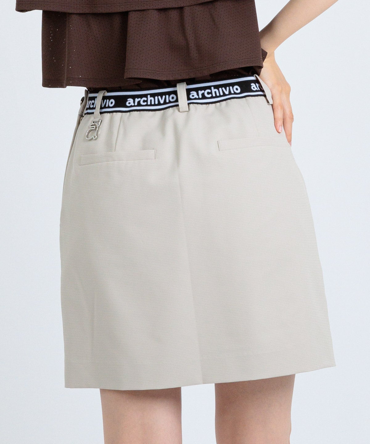 モデル着用画像(ベージュ)