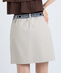 モデル着用画像(ベージュ)