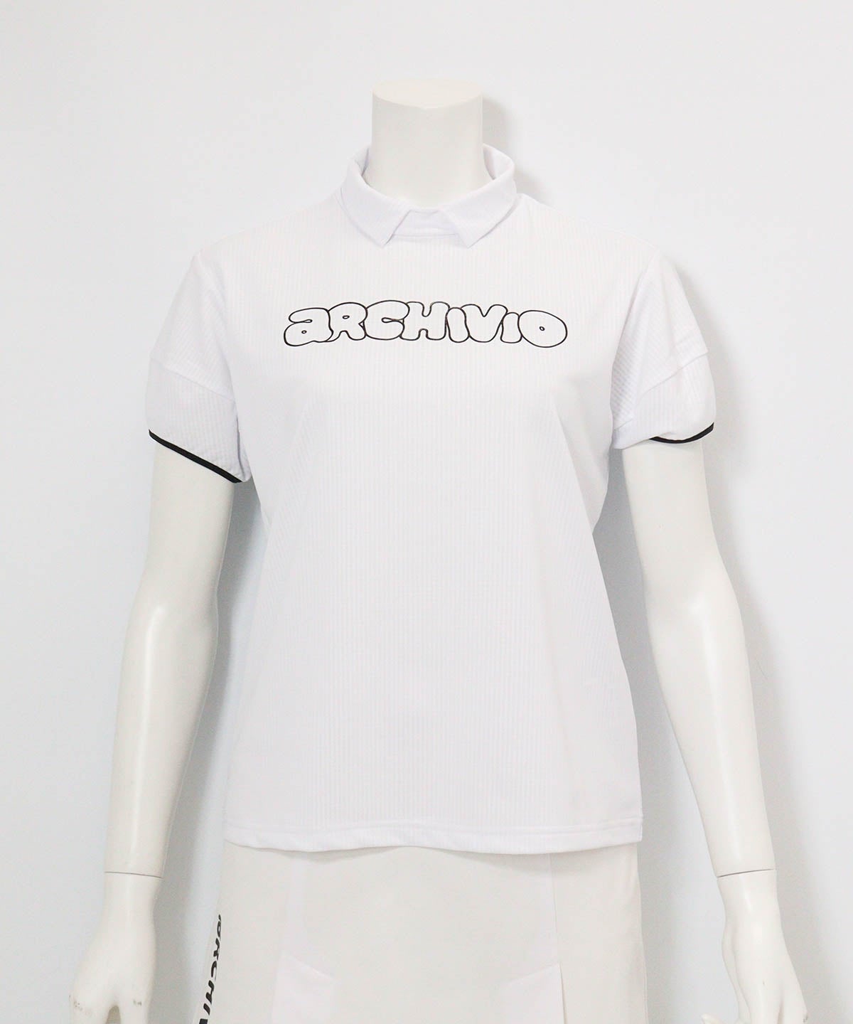 立体スリーブ襟付きプルオーバー(ホワイト)前