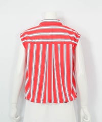 ストライプ柄ノースリ速乾プルオーバー(レッド)後ろ