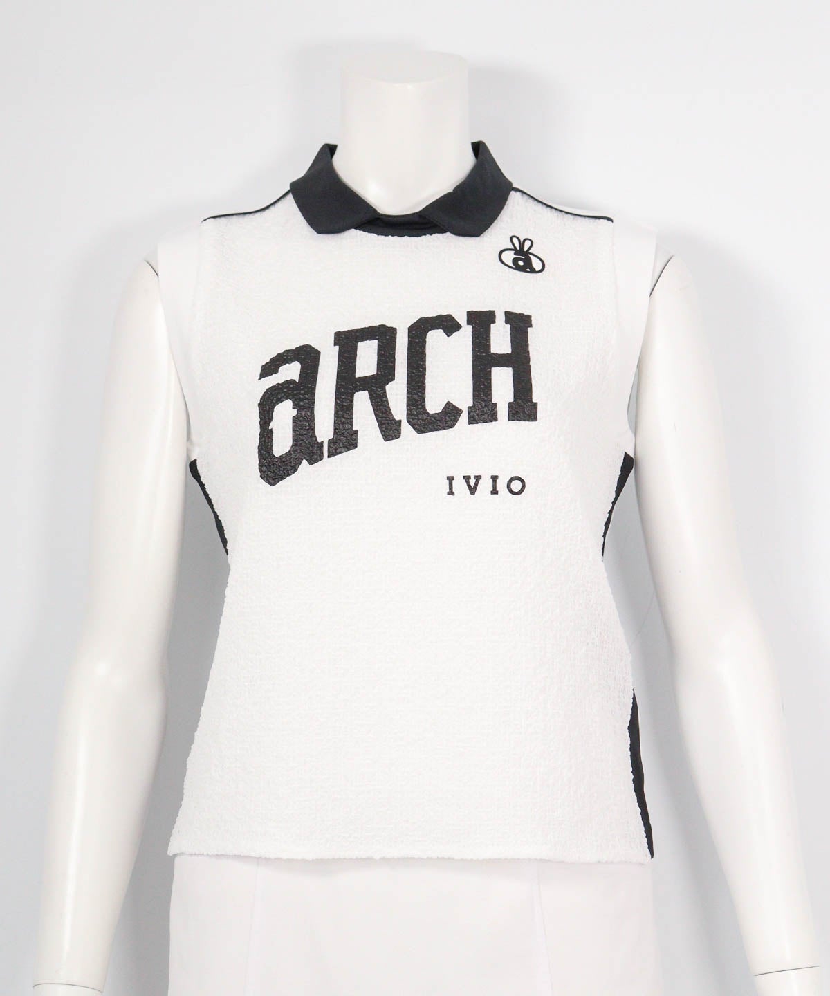 前後異素材ノースリロゴプルオーバー(ホワイト)前