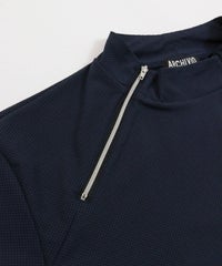 ハーフジップ部分(ネイビー)