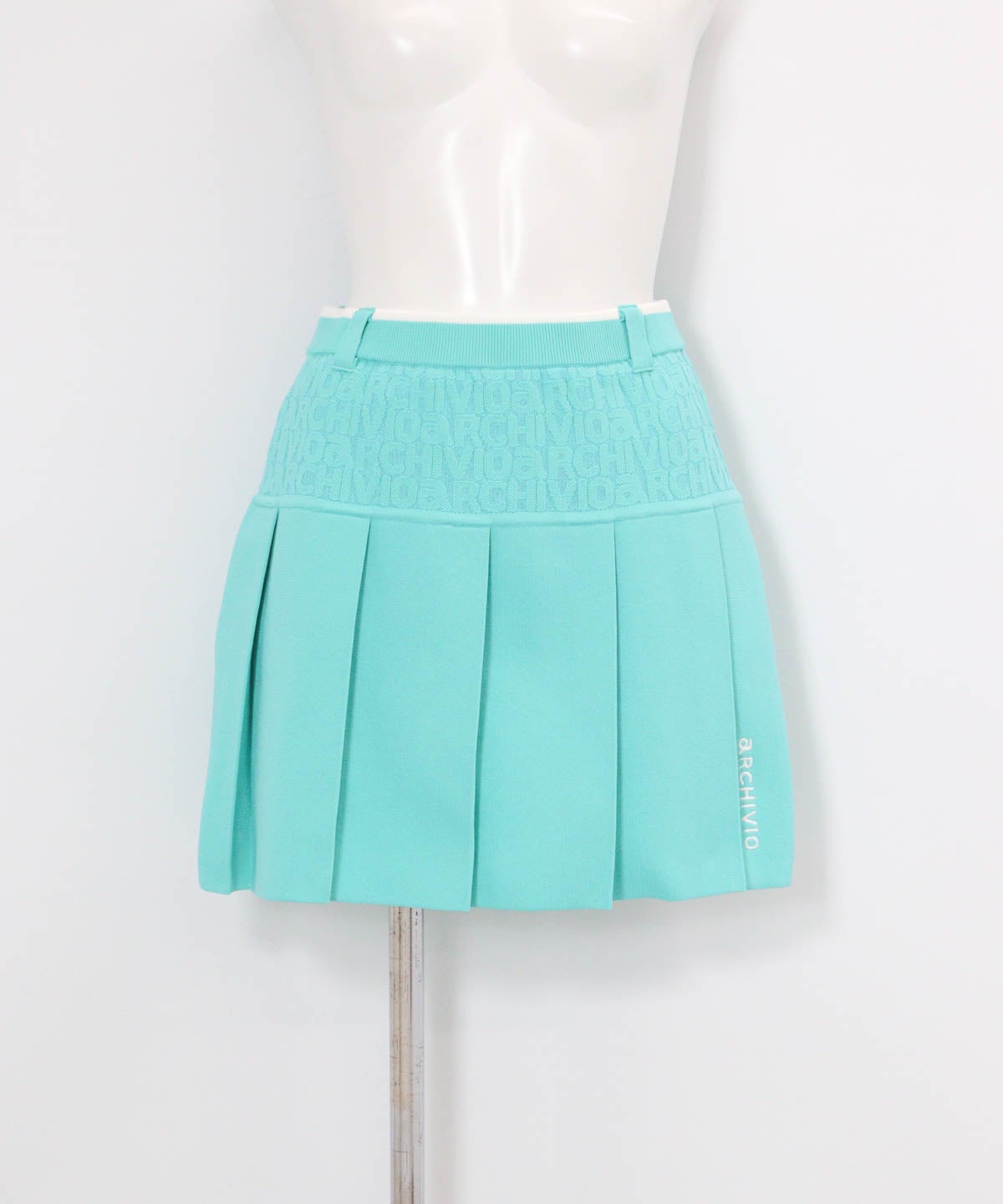 ジャガードロゴプリーツ切替スカート(ライトブルー)前