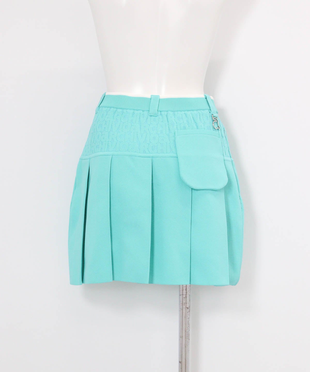 ジャガードロゴプリーツ切替スカート(ライトブルー)後ろ