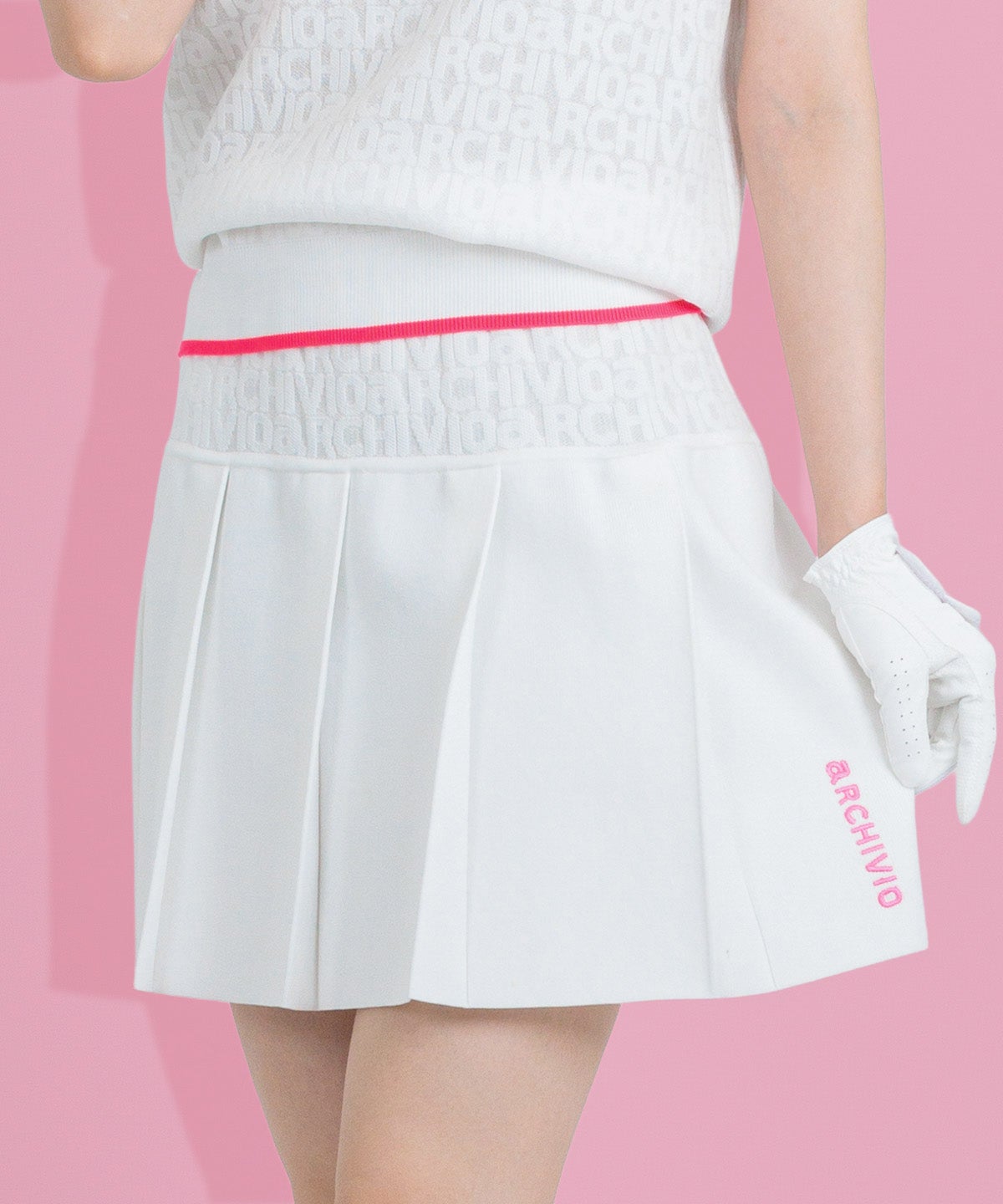 モデル着用画像(ホワイト)