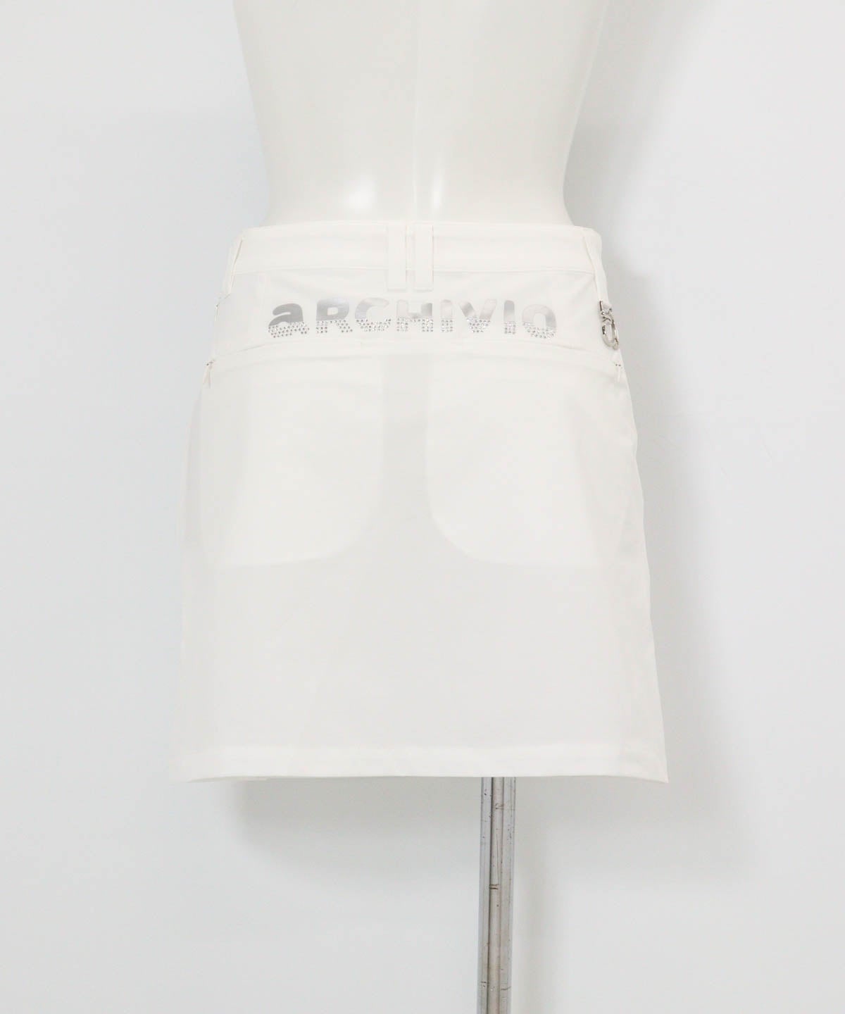 ストーンポケットUV撥水スカート(ホワイト)後ろ
