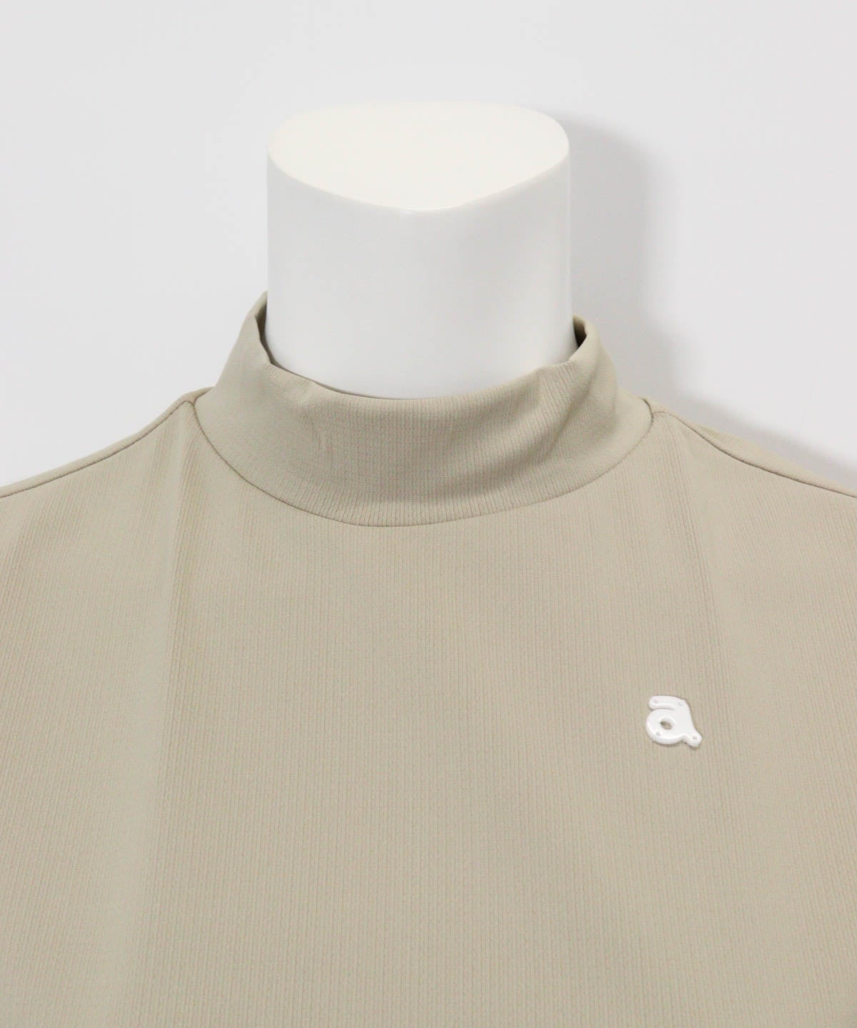 首元(ベージュ)