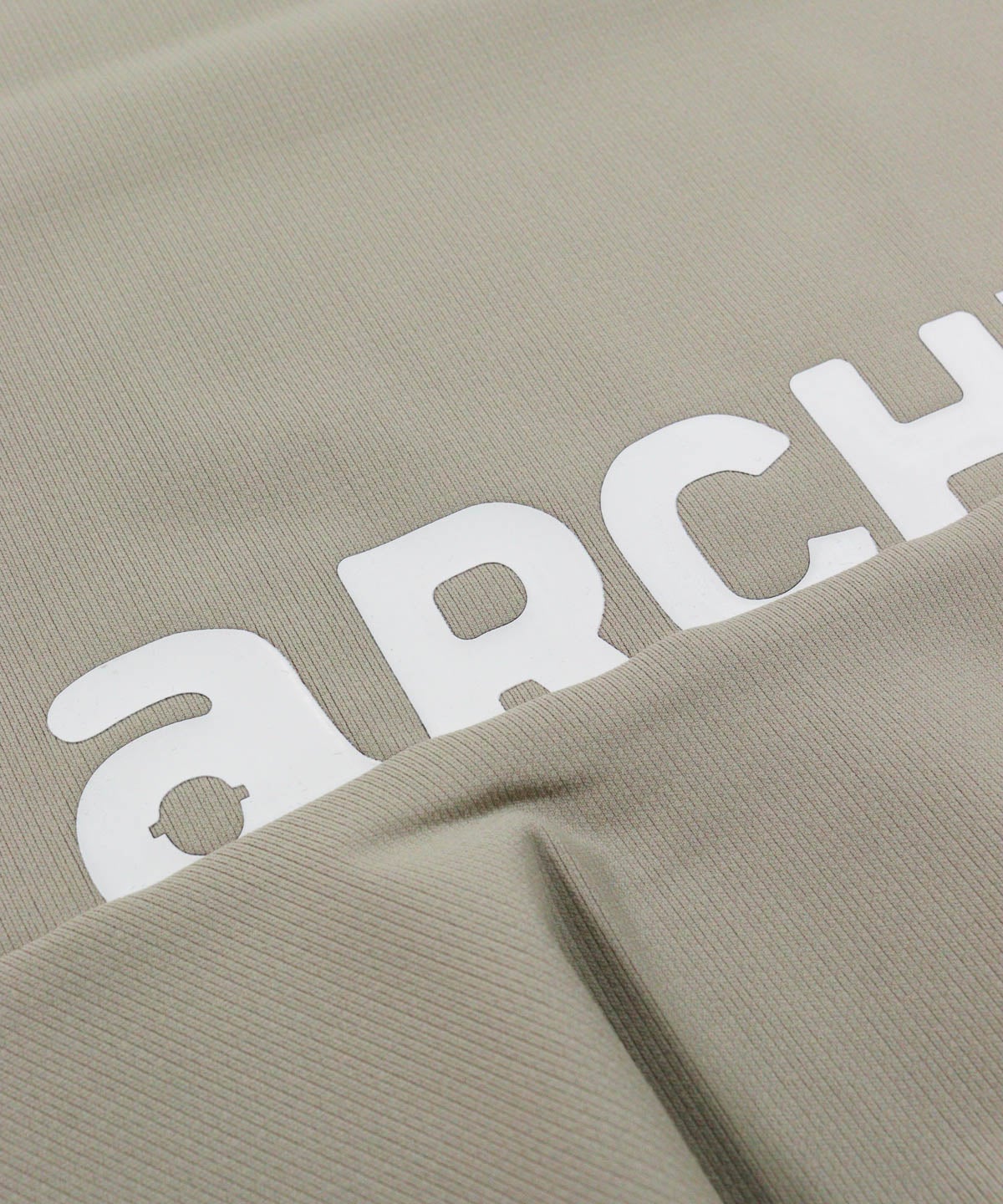 後ろアップ(ベージュ)