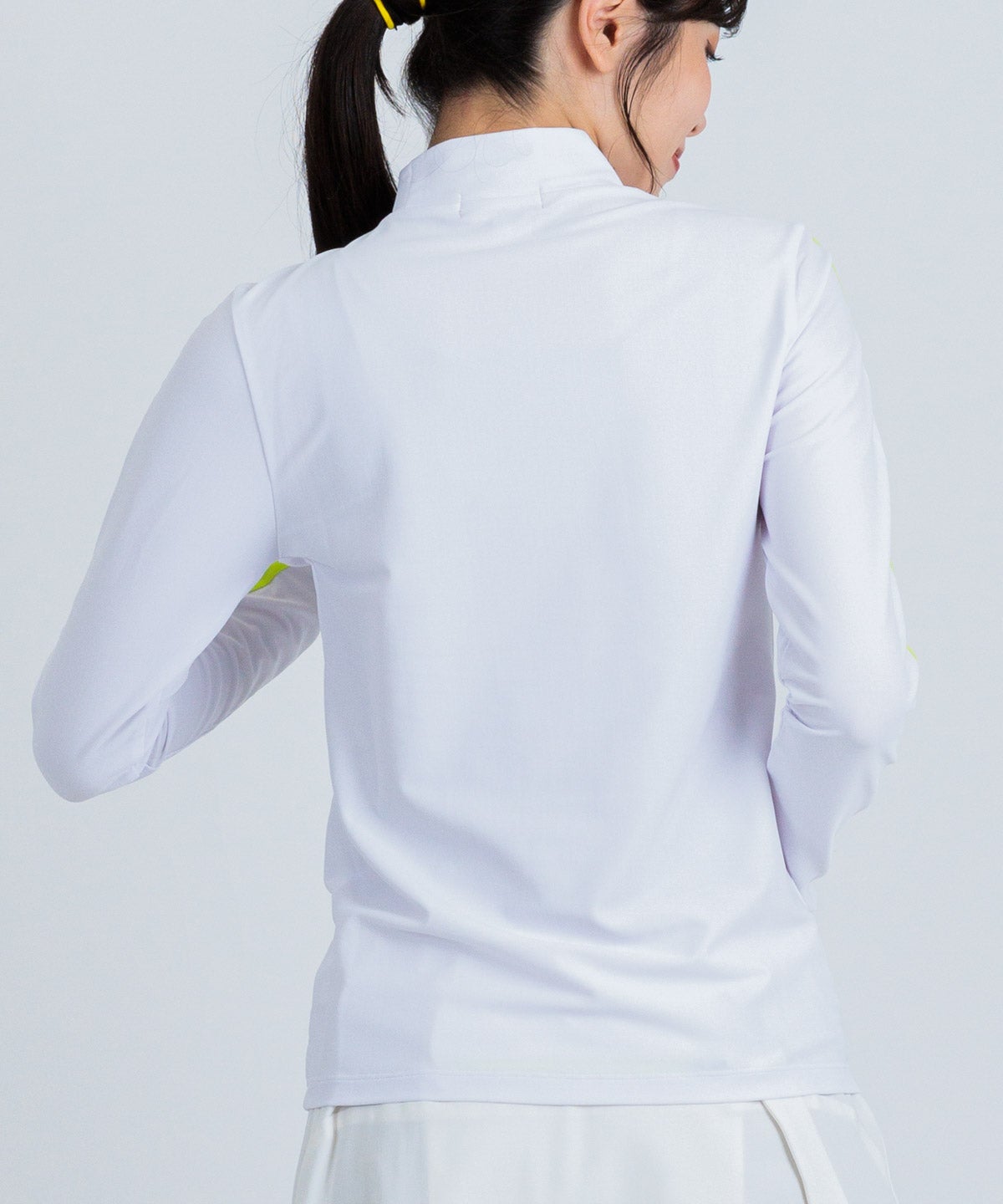 モデル着用画像(ホワイト×イエロー)