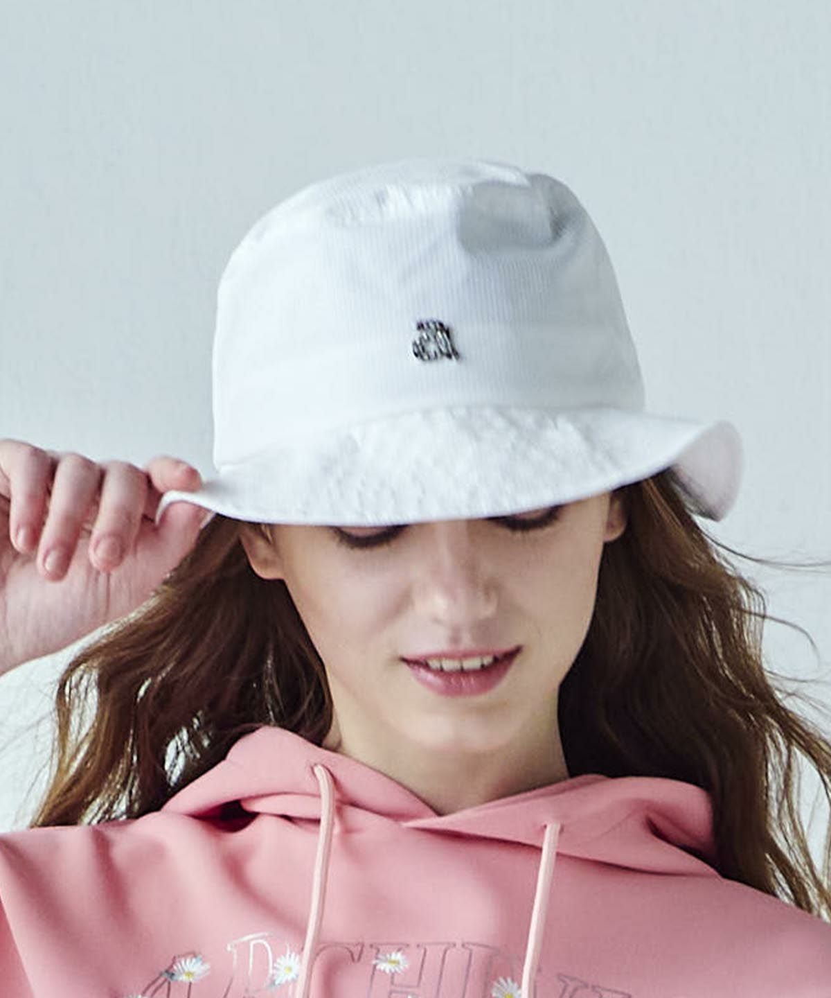 モデル着用画像(ホワイト)