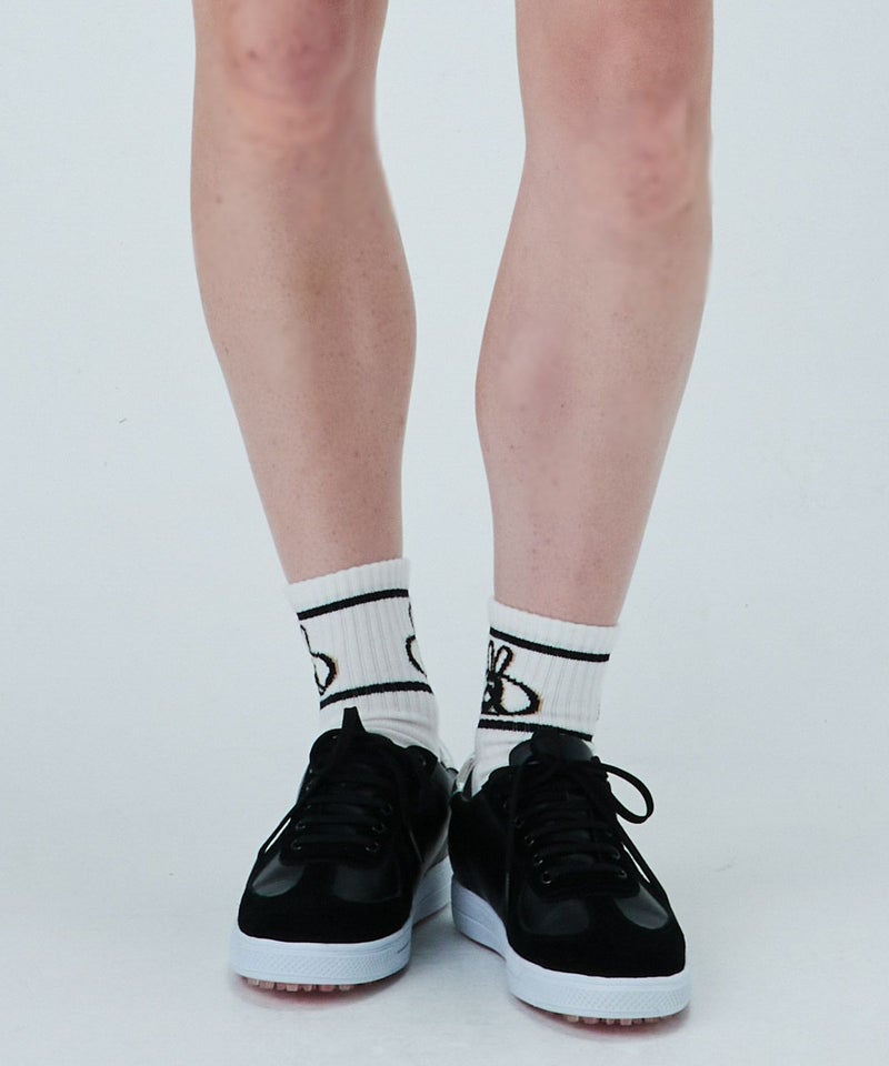 モデル着用画像(ホワイト×ブラック)