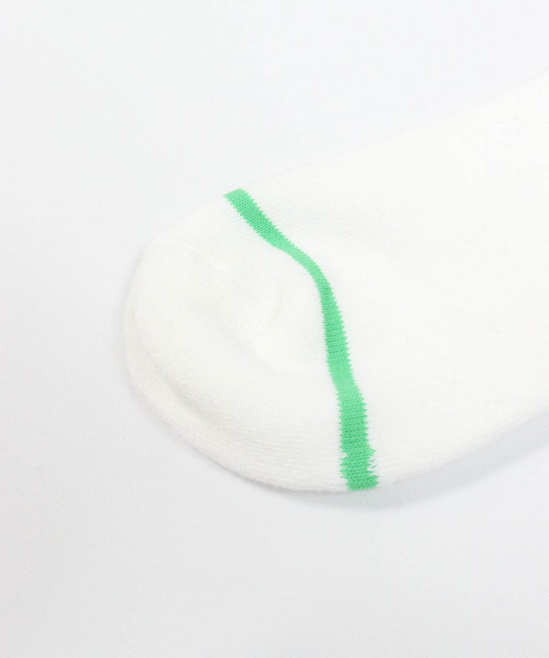 つま先ライン部分(ホワイト×グリーン)