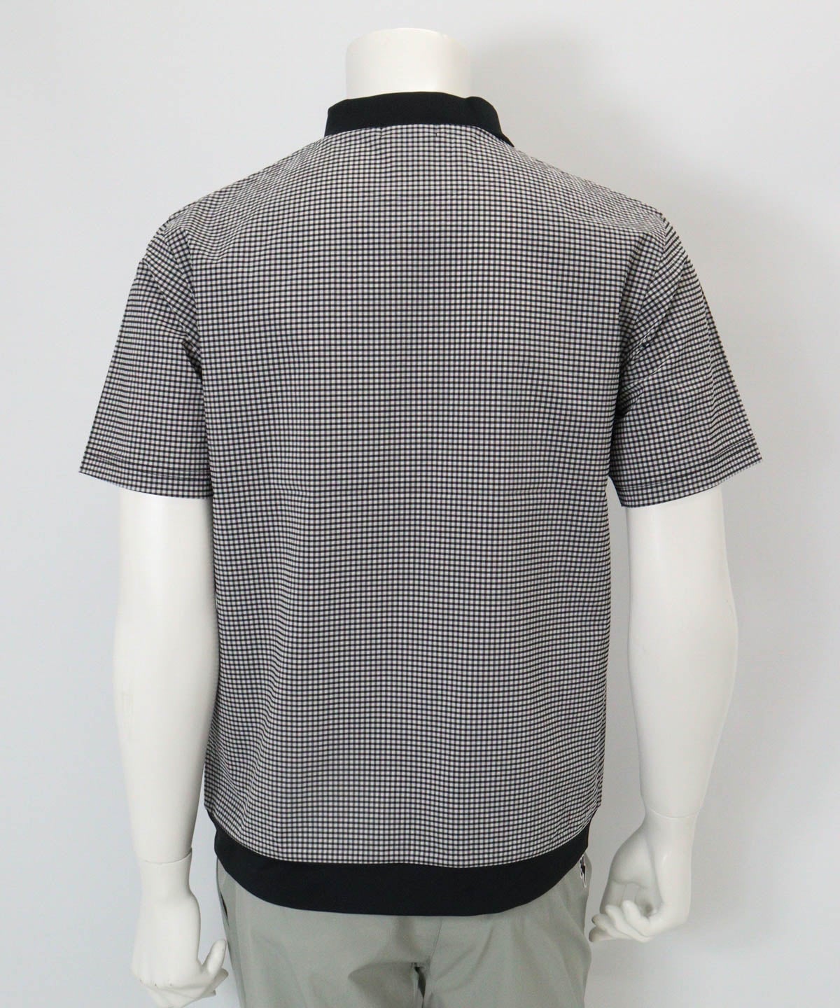 【メンズ】サッカーギンガム冷感プルオーバー(ブラック)後ろ