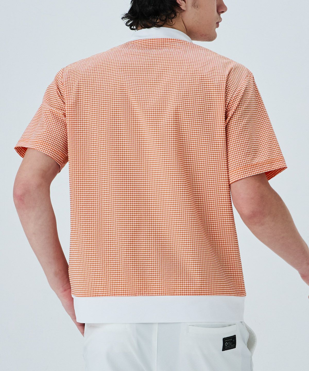 モデル着用画像(オレンジ)