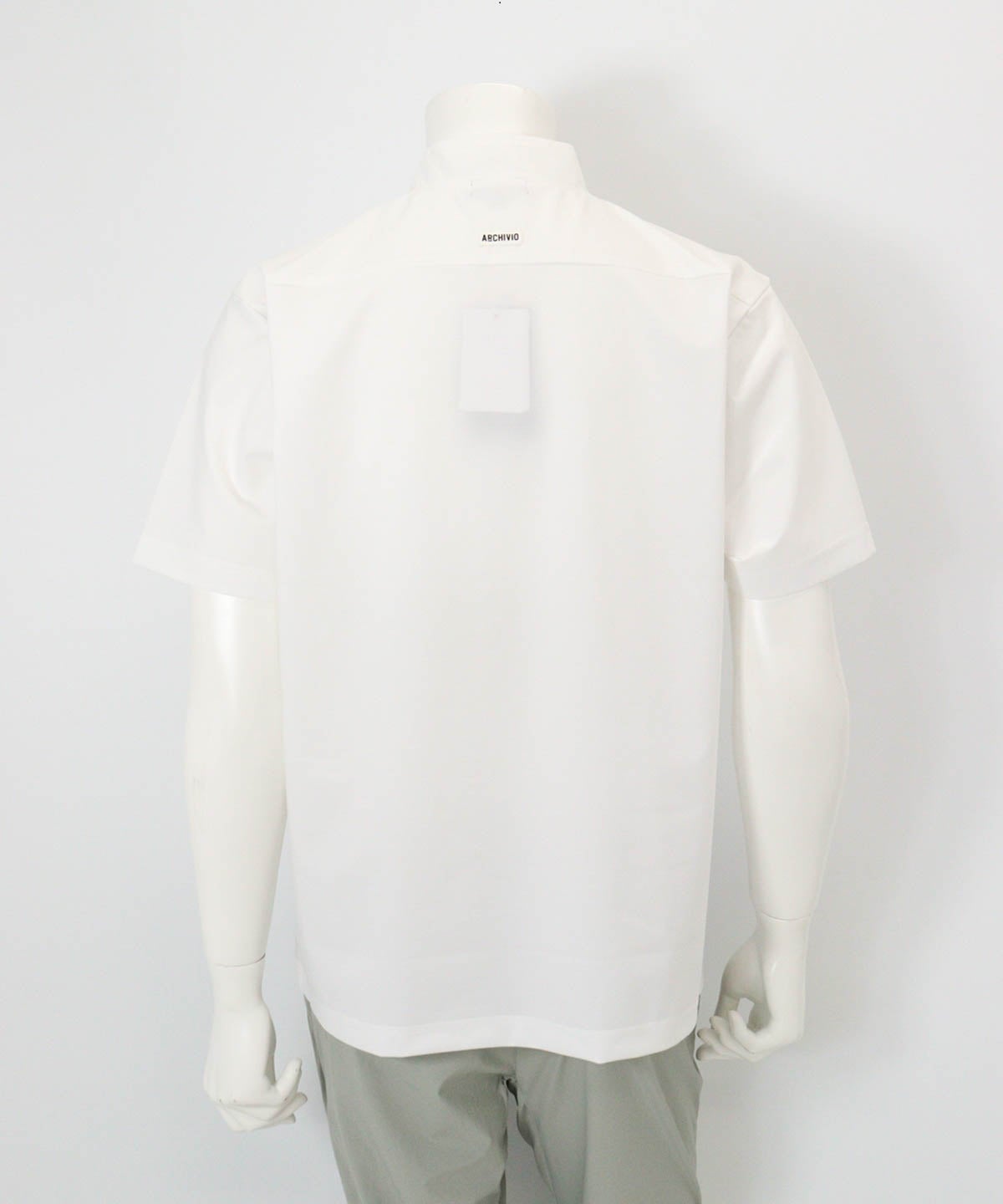 【メンズ】素材切替UV冷感ハーフジッププルオーバー(ホワイト)後ろ