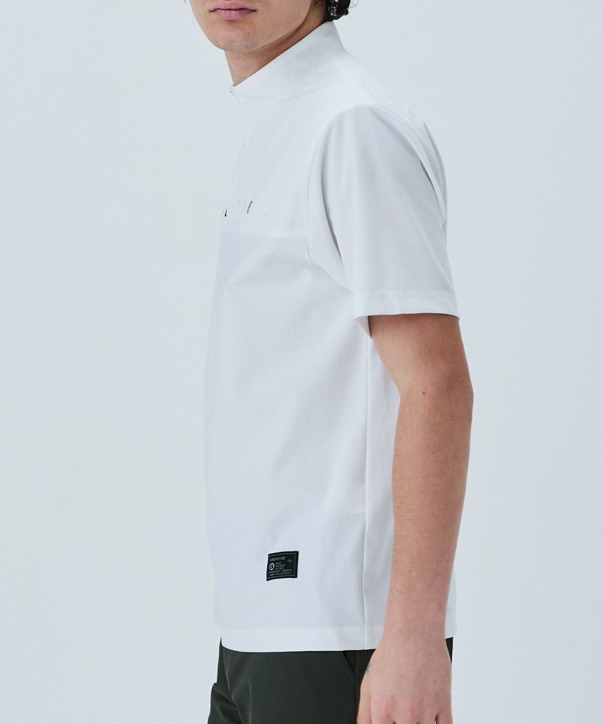 モデル着用画像(ホワイト)