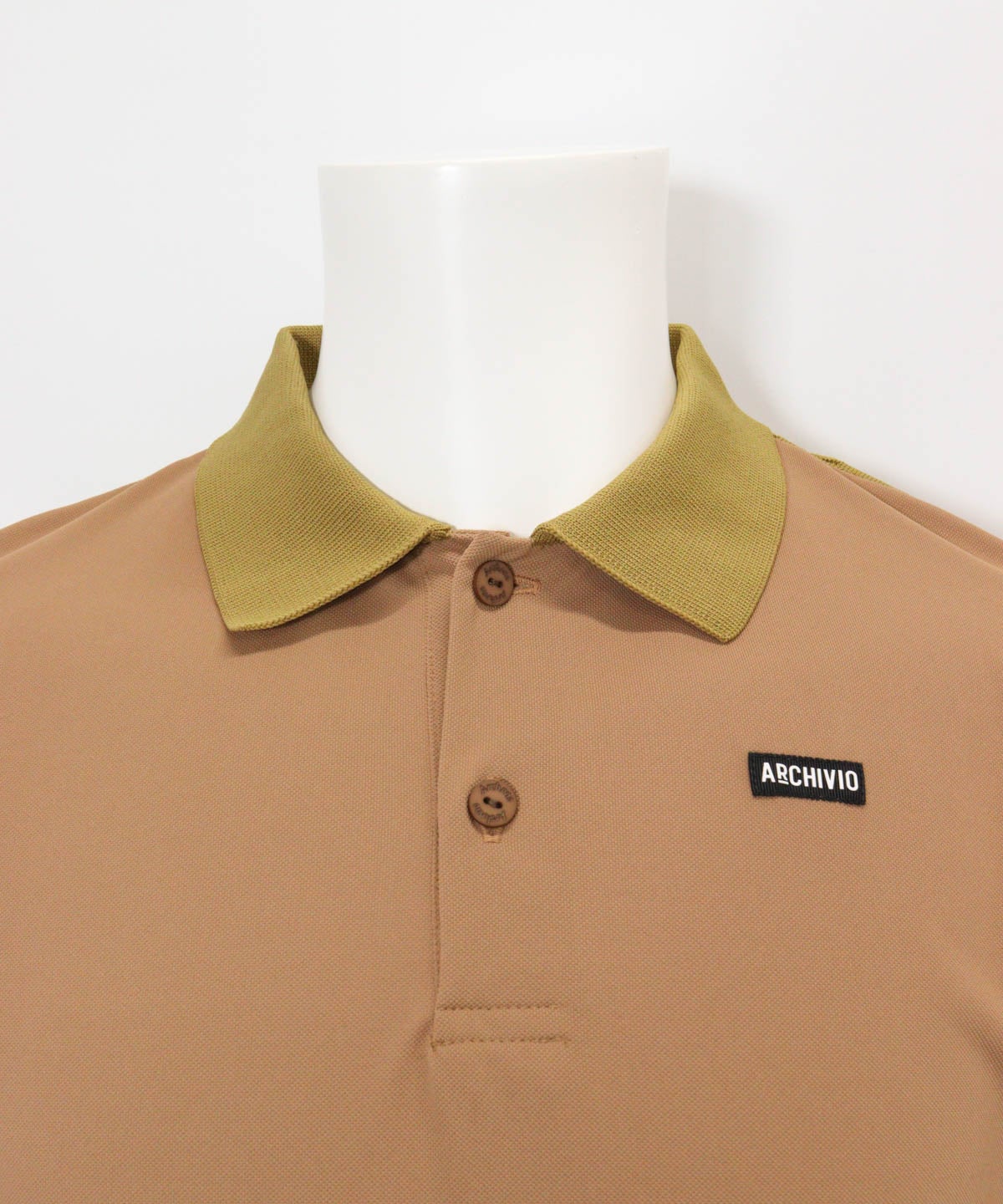 首元(キャメル)