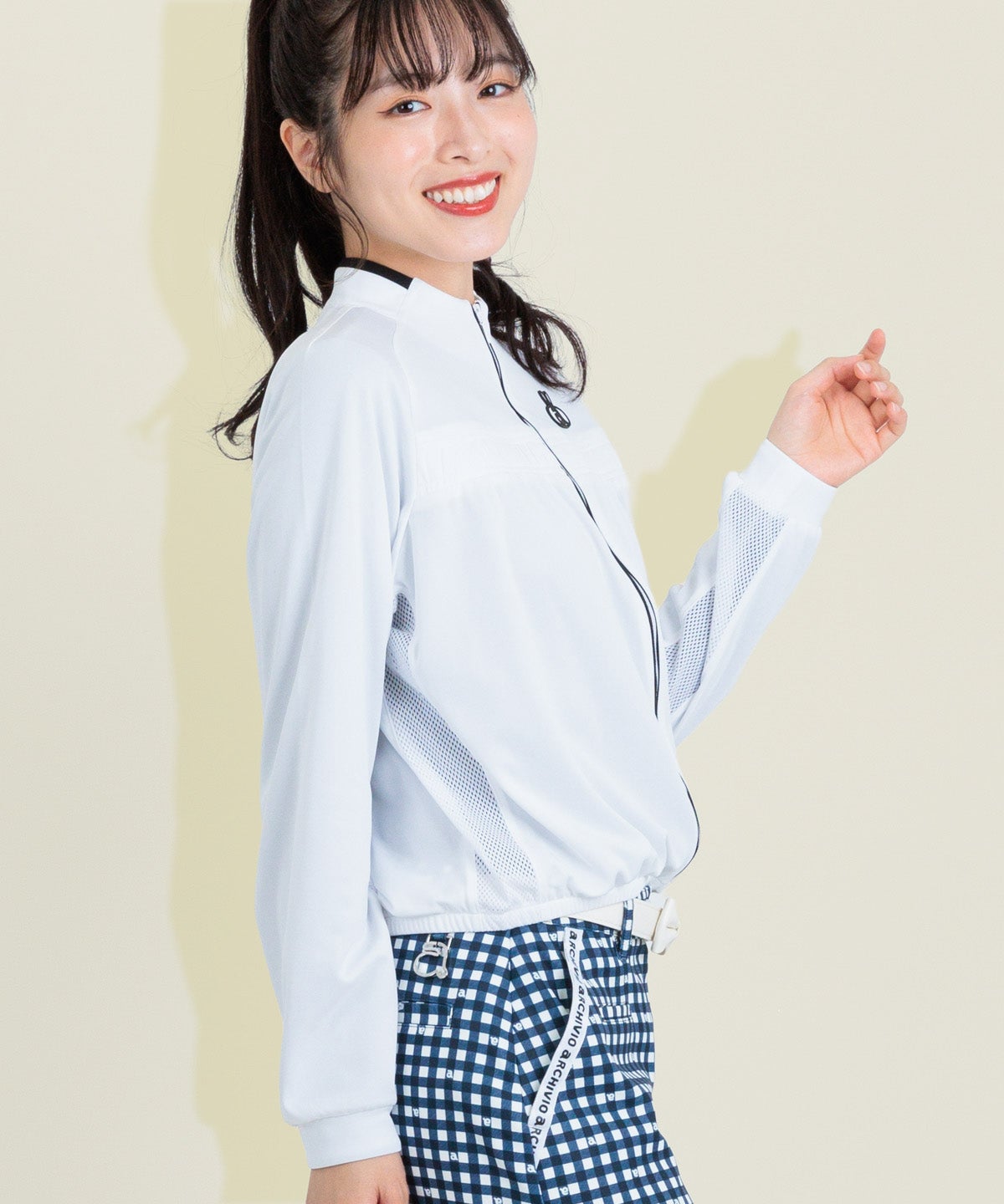 モデル着用画像(ホワイト)