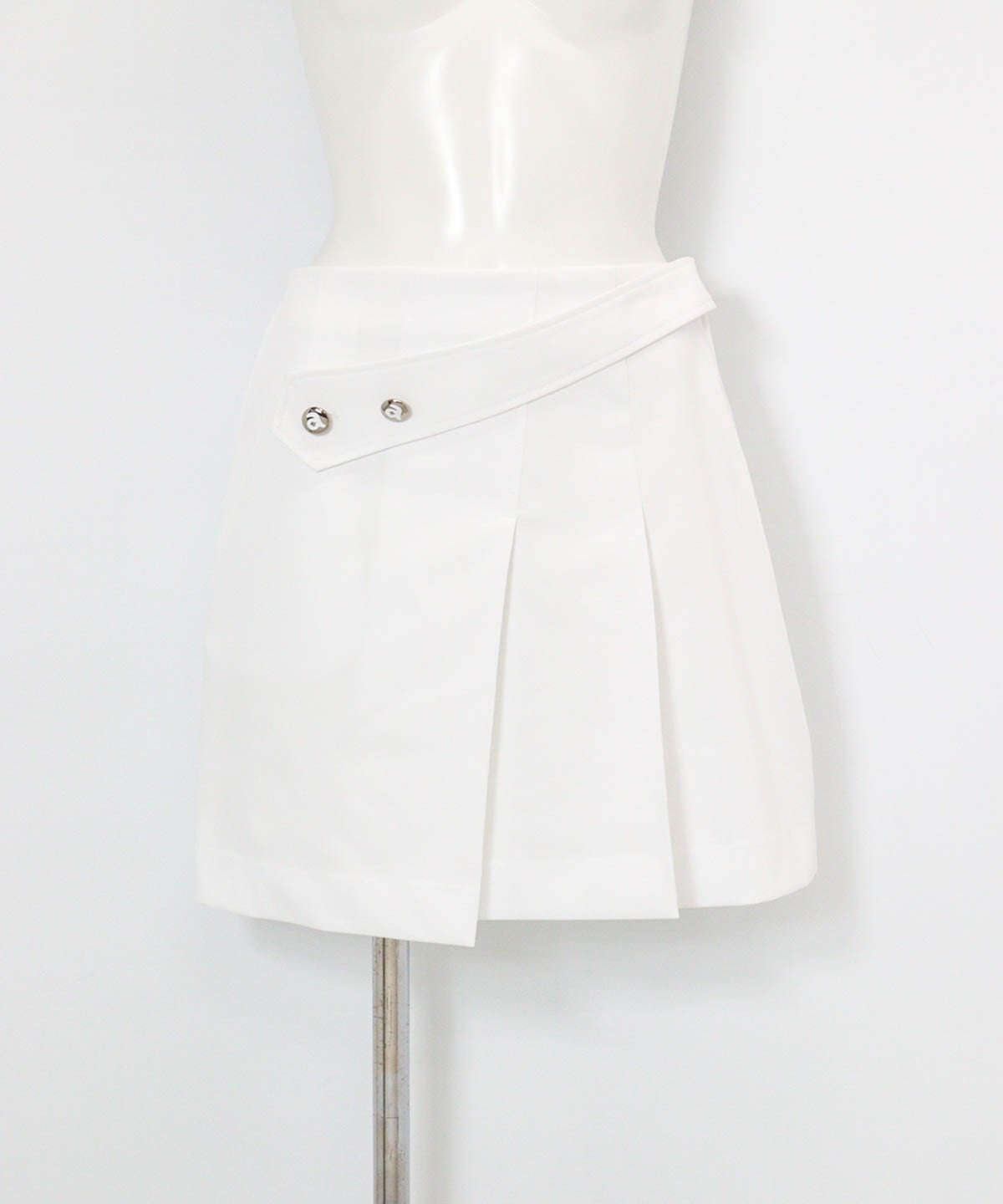 UV撥水フロントベルトスカート(ホワイト)前