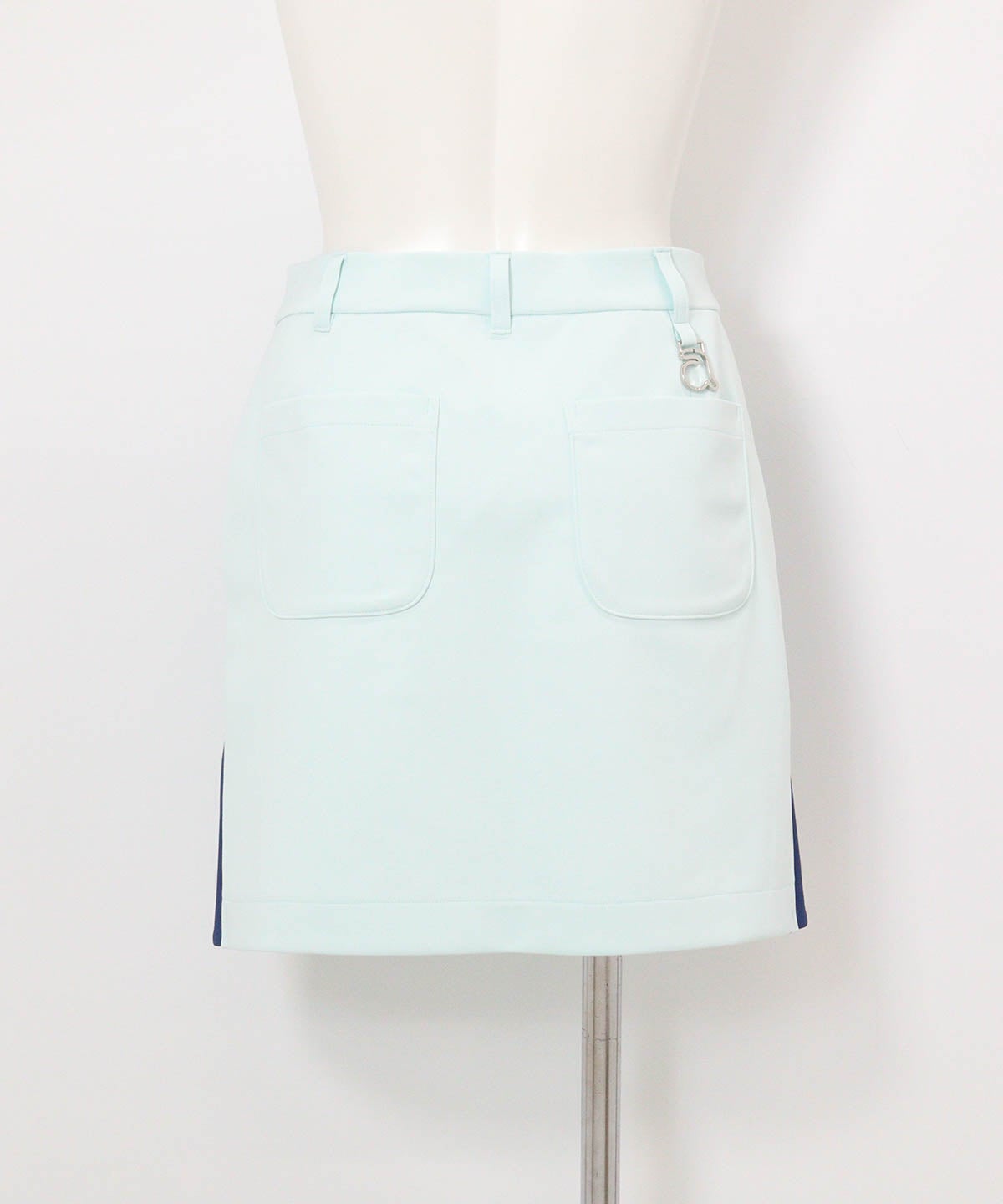 サイドライン配色UVスカート(ライトグリーン)後ろ