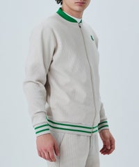 モデル着用画像（ベージュ）