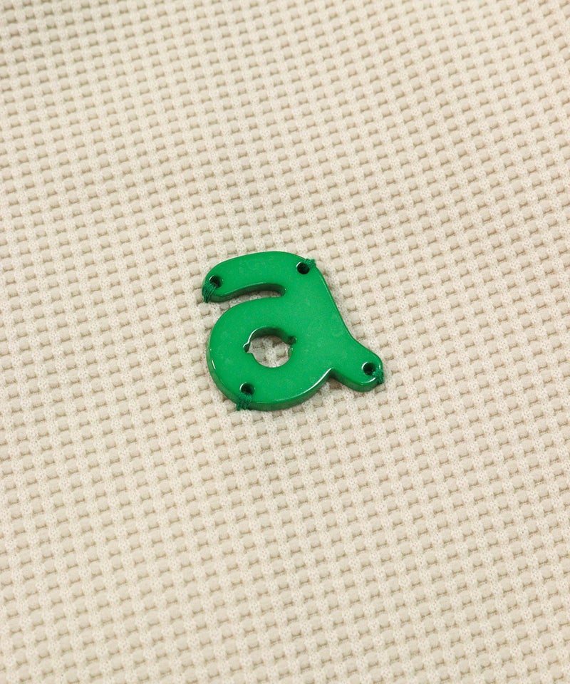 デザイン部分（ベージュ）