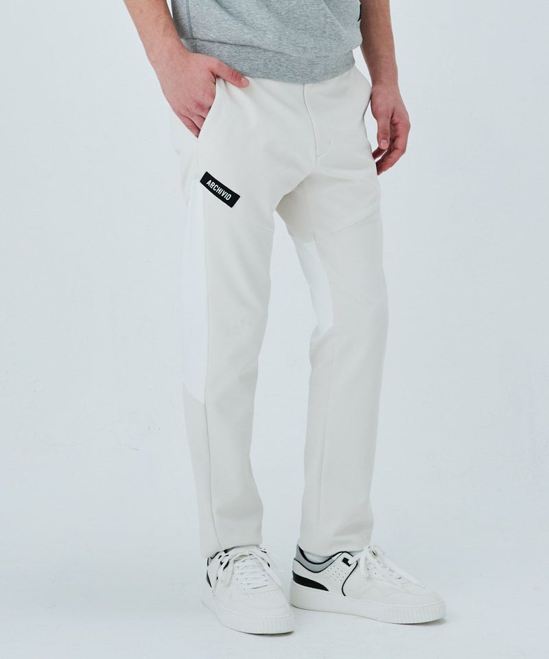 モデル着用画像（ベージュ）