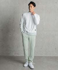 モデル着用画像（ライトグリーン）