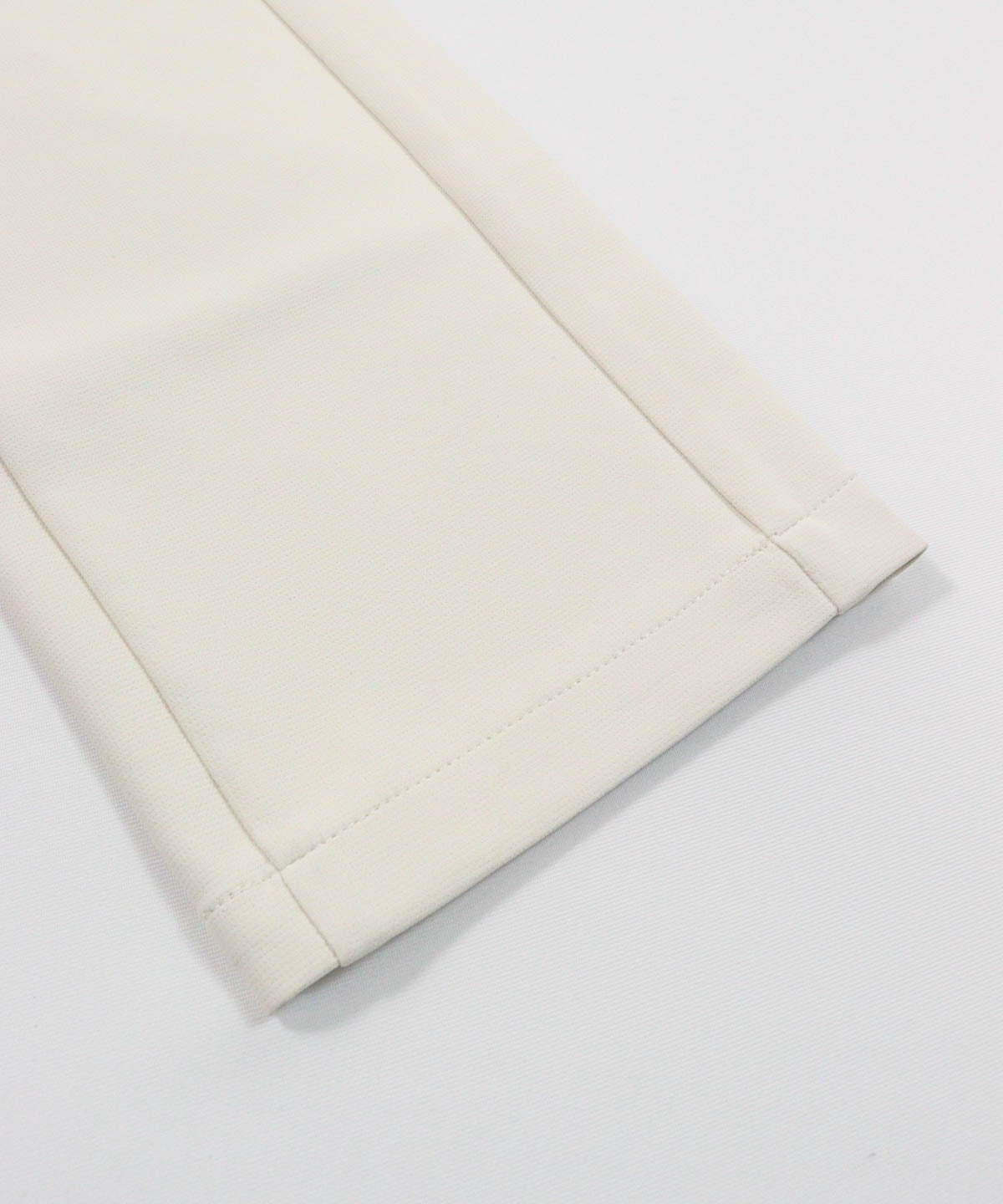 裾部分（ベージュ）