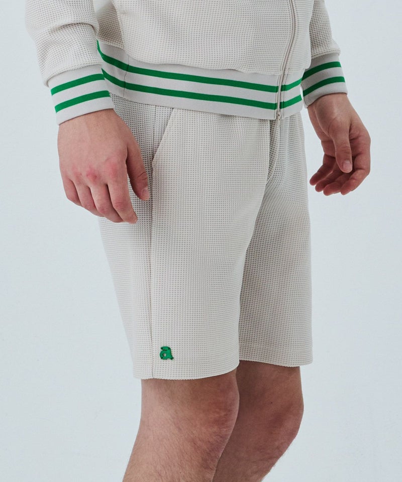 モデル着用画像（ベージュ）