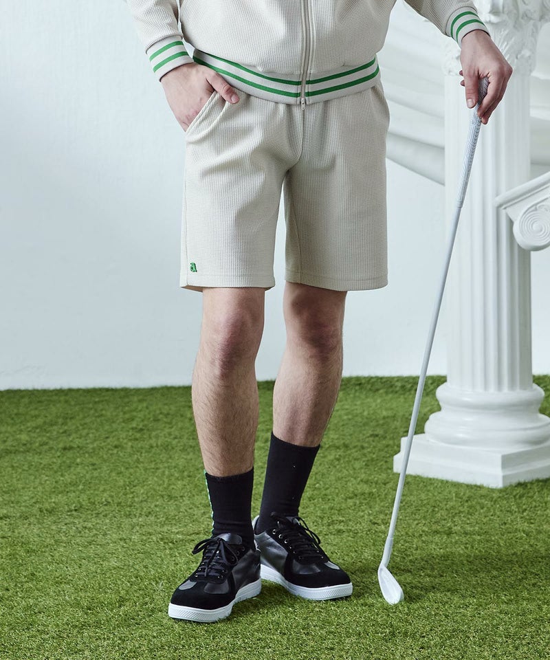 モデル着用画像（ベージュ）