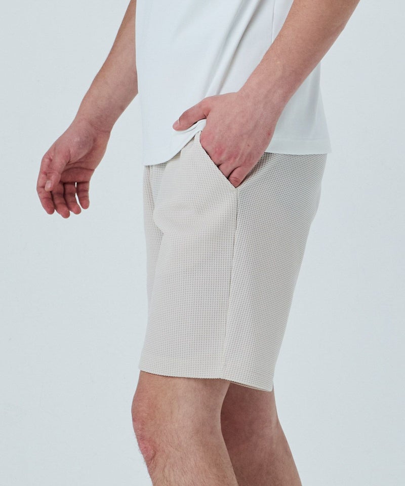 モデル着用画像（ベージュ）